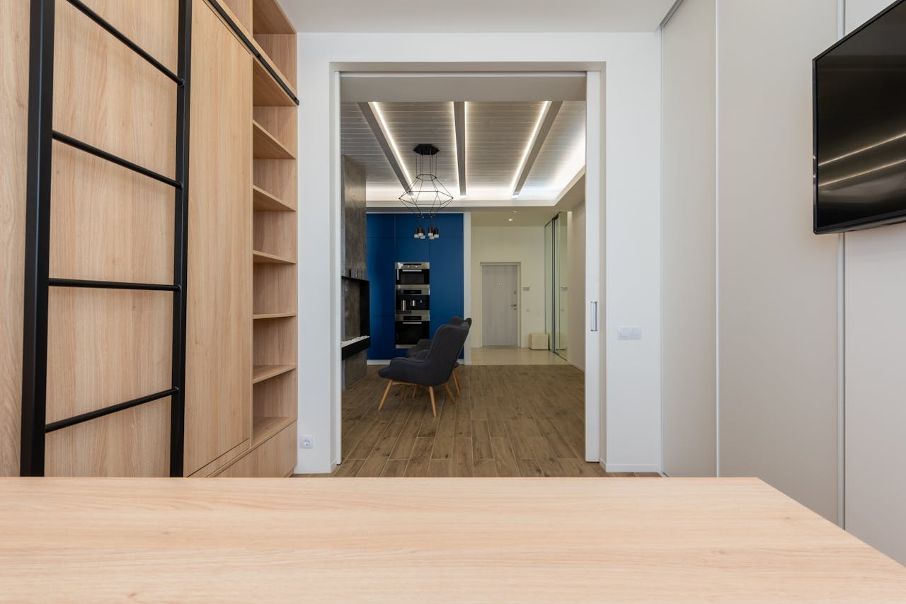 Ideas de decoración para maximizar espacios pequeños: Consejos prácticos para crear ambientes funcionales y modernos